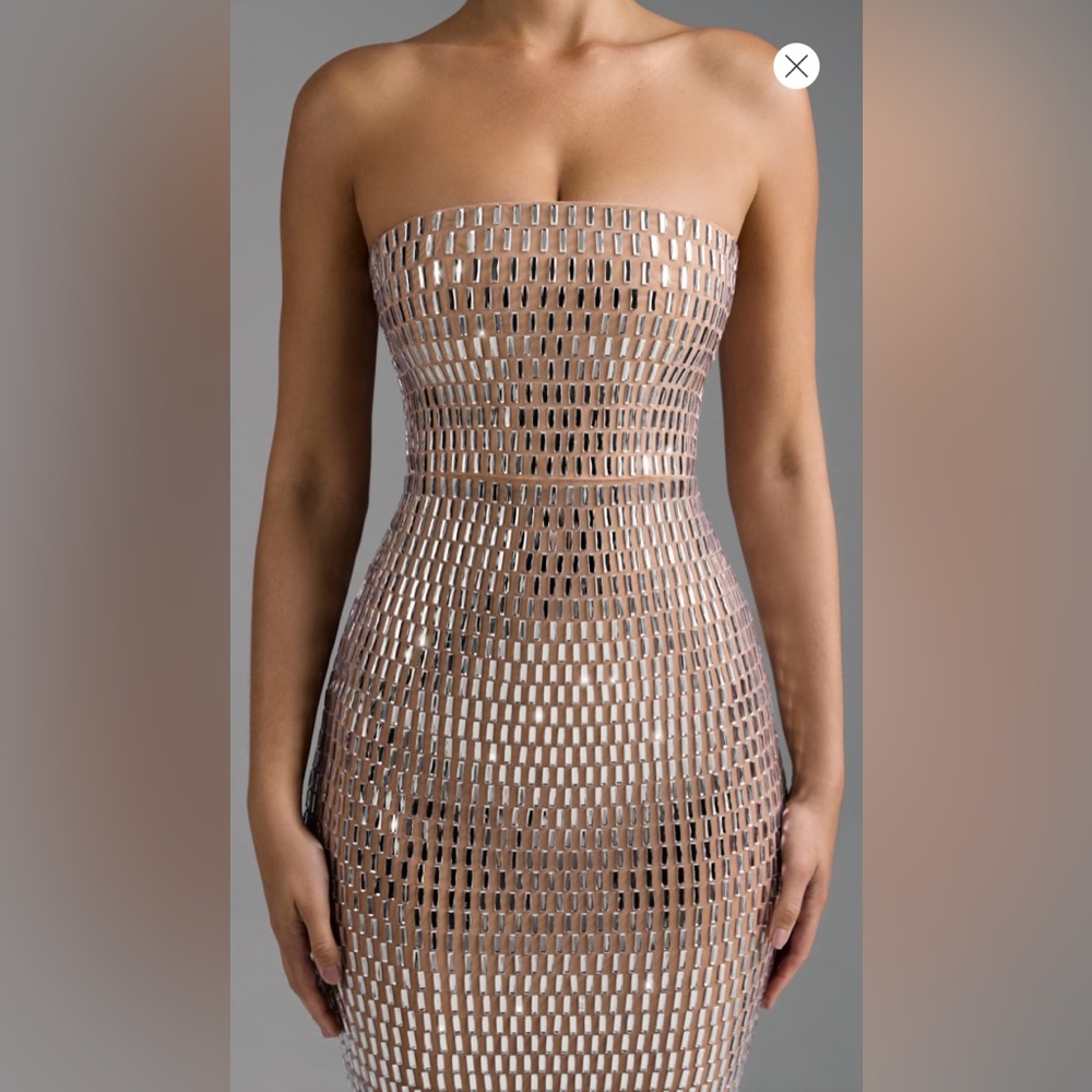 Elegant Silver Mirror Dress/ AMAYA
Embellished Bandeau Maxi Dress in Almond